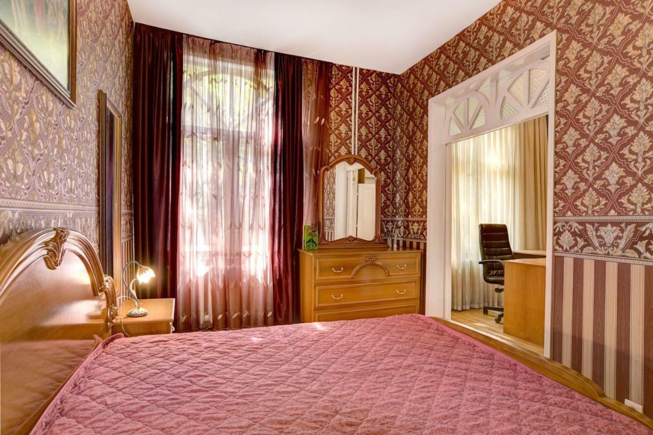 Aristocratic, Elegant, Designer Top Central Apartment Sofia Exterior foto